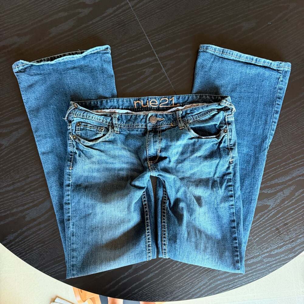 Rue21 Regular Low Rise Bootcut Denim Jeans Size 9/10 Y2K